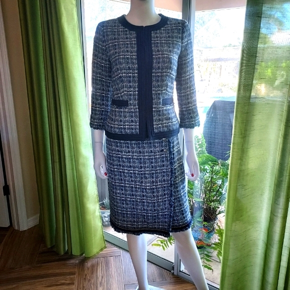 Talbots Dresses & Skirts - Talbots Petites Cotton/Poly Blend Tapestry 2pc Suit: Navy/Grey/Cream Tweed. NWT.